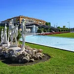 In Der Naehe Des Strandes- Beheiztes Schwimmbad- Spielraum- Spielzimmer- Etc By Interhome Marbella