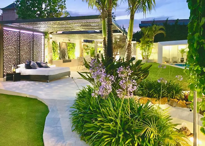 In Der Naehe Des Strandes- Beheiztes Schwimmbad- Spielraum- Spielzimmer- Etc By Interhome Nyaraló Marbella